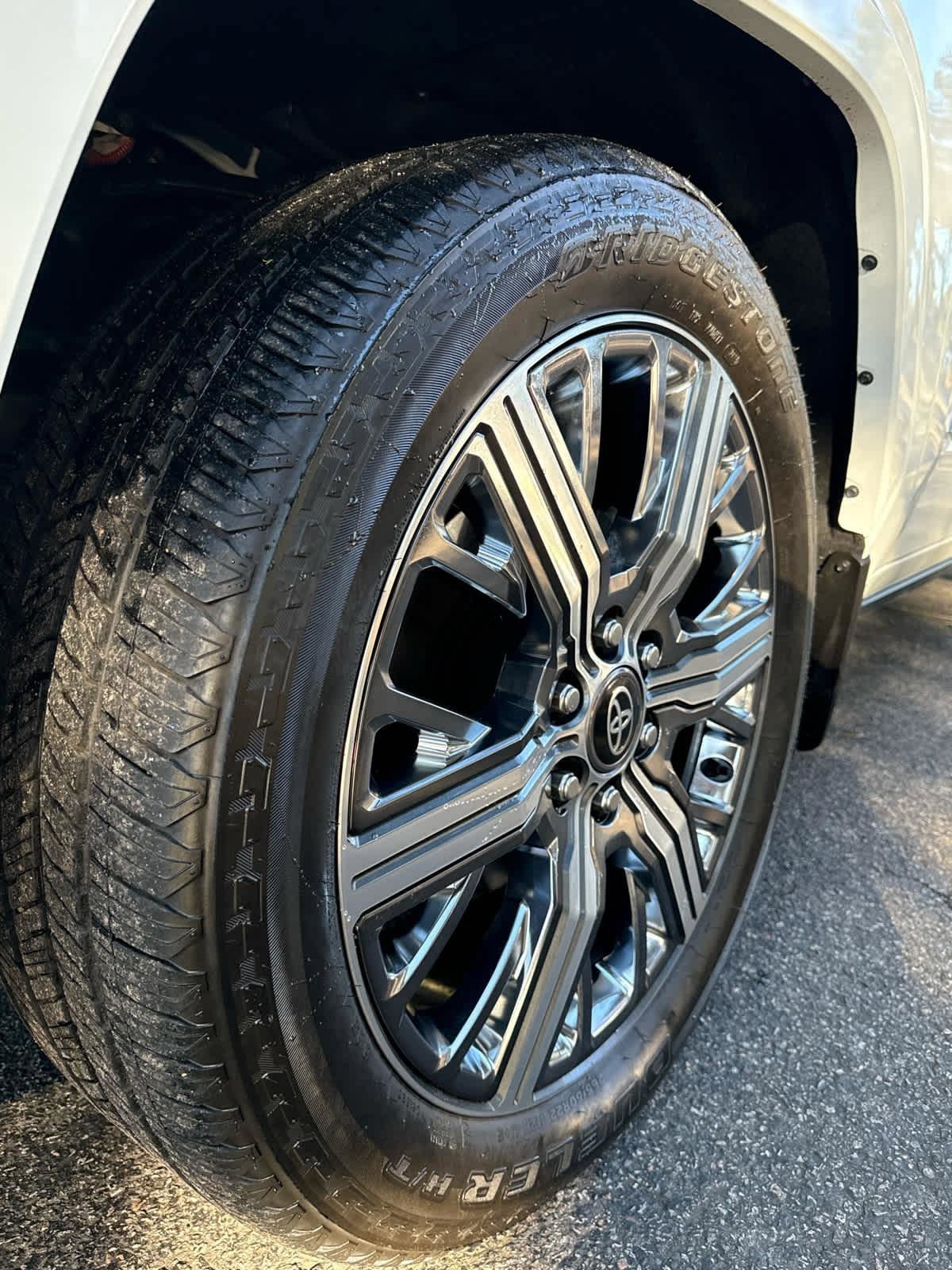 Used 2025 Toyota Sequoia Capstone image 9