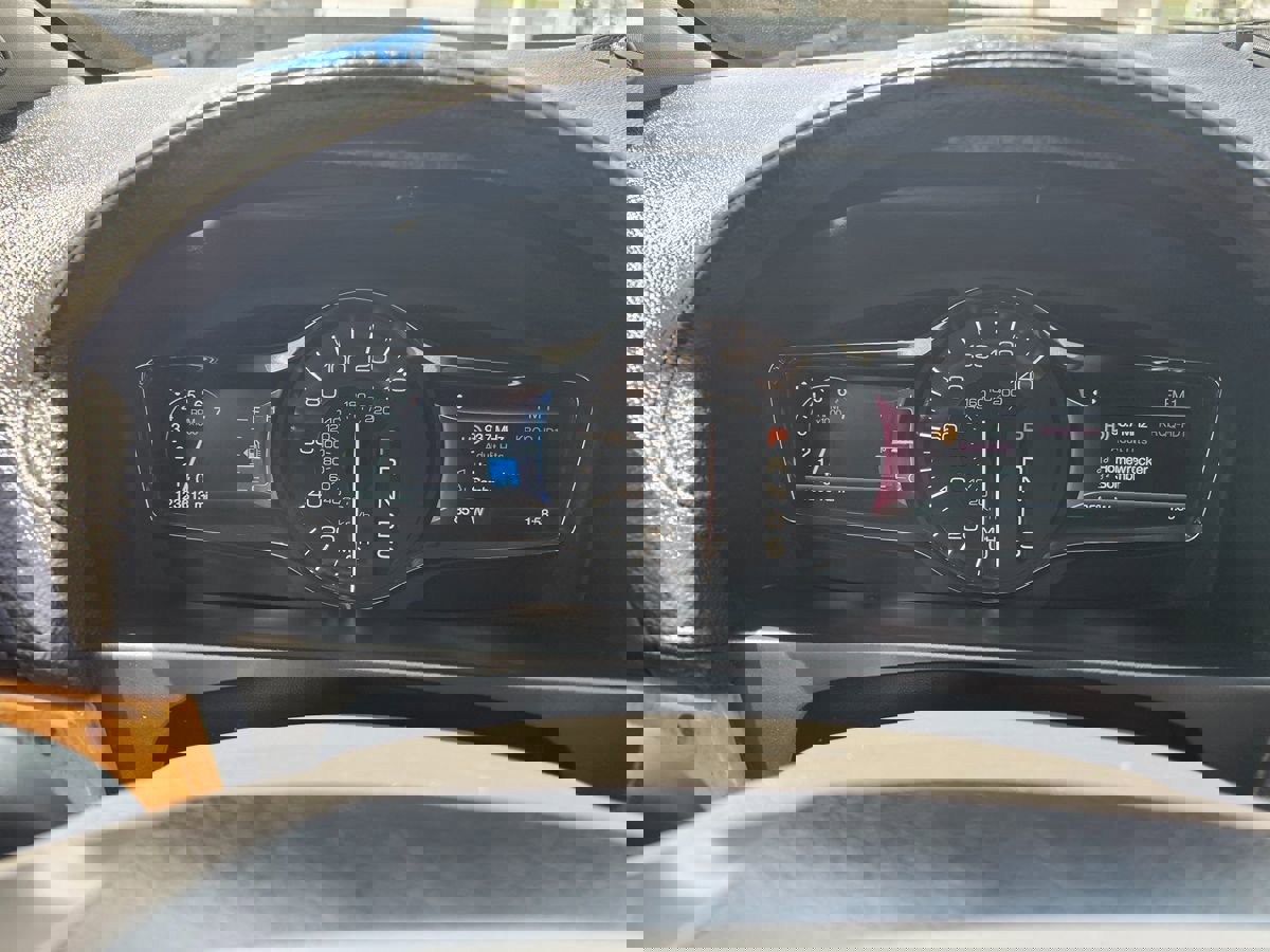 Used 2015 Lincoln MKX FWD w/ Equipment Group 101A image 26