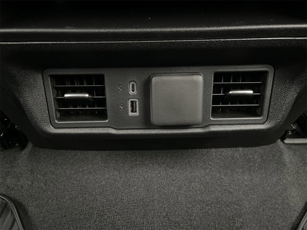 New 2026 GMC Sierra 1500 Elevation image 21