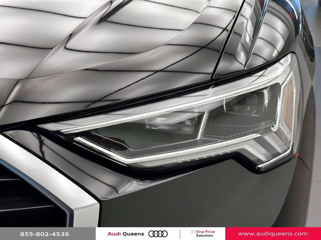 Certified 2024 Audi Q3 2.0T Premium AWD/4WD image 7
