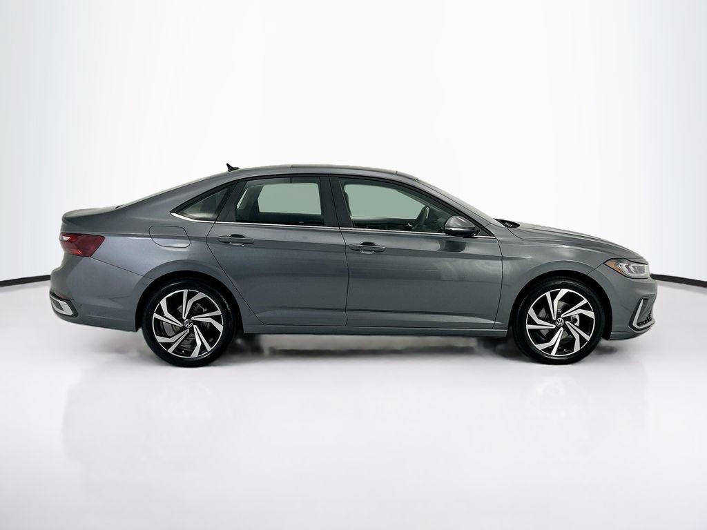New 2026 Volkswagen Jetta SEL FWD image 4