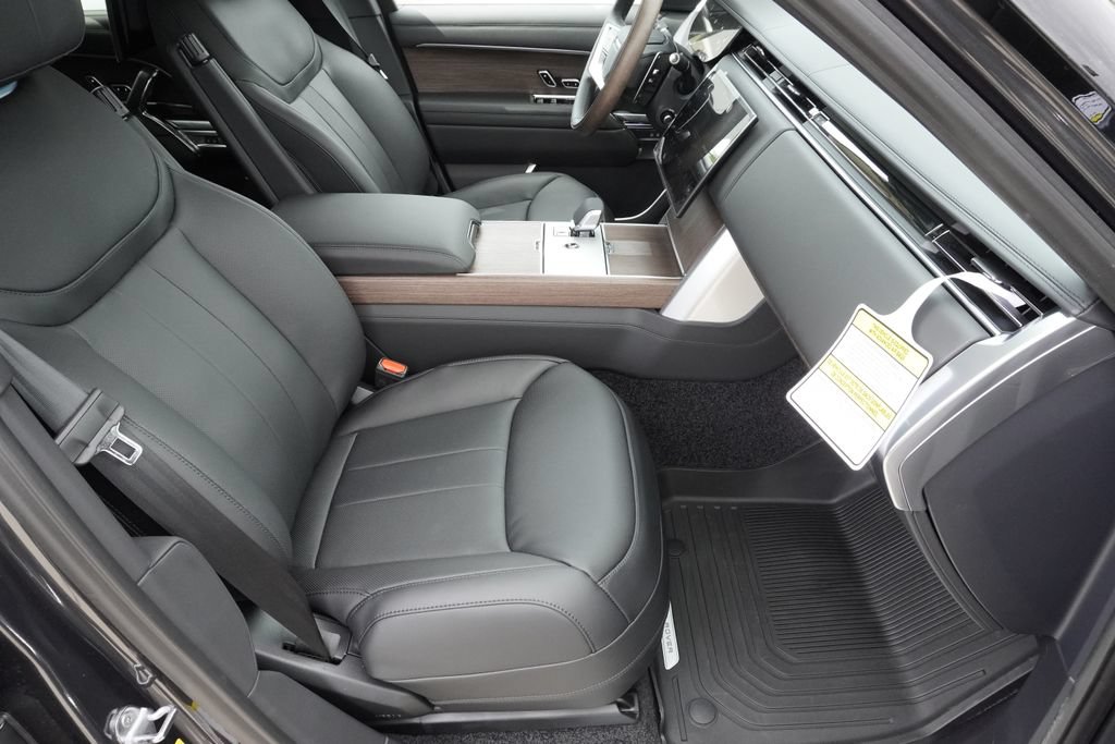 New 2026 Land Rover Range Rover Long Wheelbase Autobiography AWD/4WD image 23