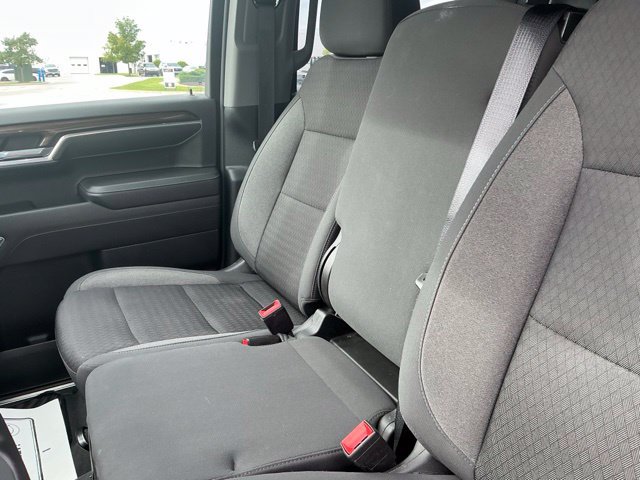 Used 2022 Chevrolet Silverado 1500 LT AWD/4WD image 33