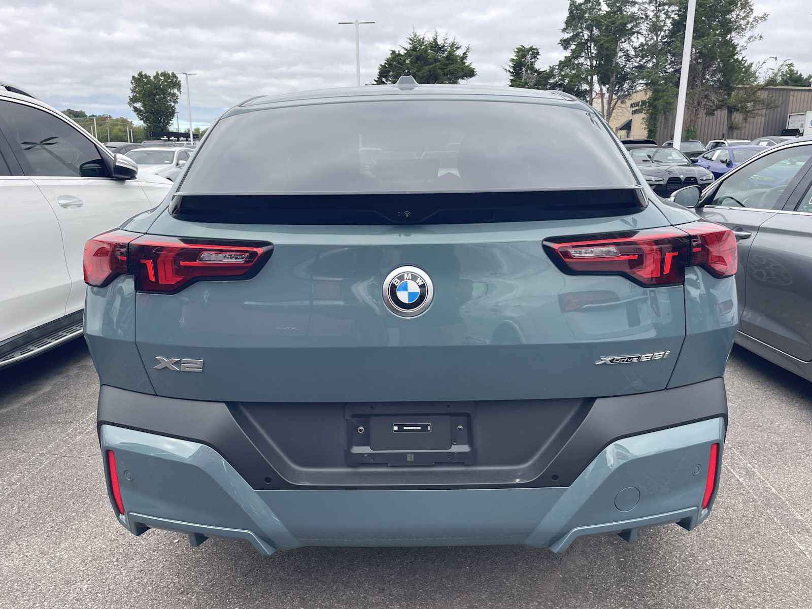 Used 2026 BMW X2 xDrive28i AWD/4WD image 5