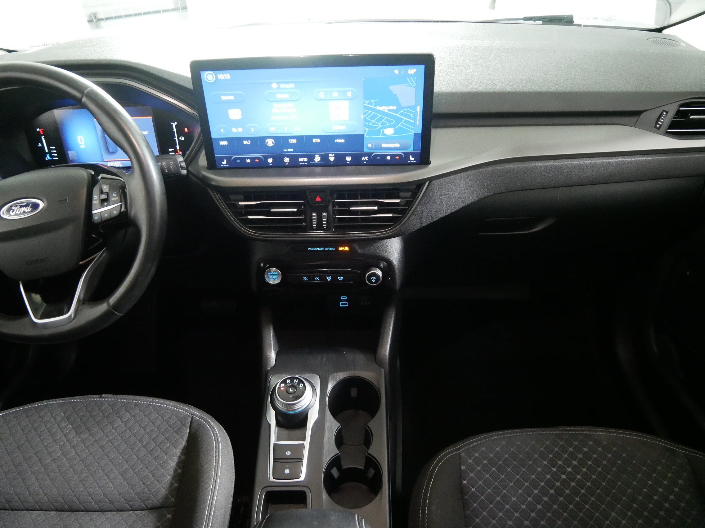 Used 2023 Ford Escape Active w/ Tech Pack #1 AWD/4WD image 10