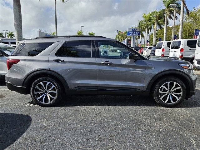 Used 2022 Ford Explorer ST-Line RWD image 11