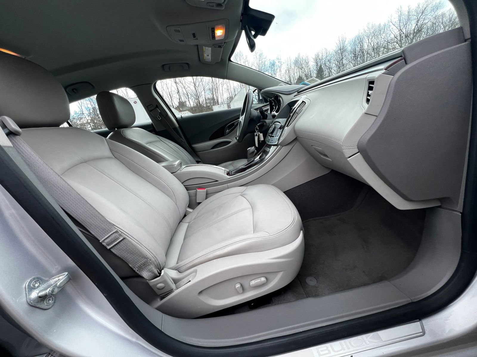 Used 2012 Buick LaCrosse Premium image 13