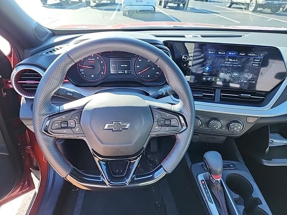 Certified 2024 Chevrolet Trax RS w/ Driver Confidence Package image 4