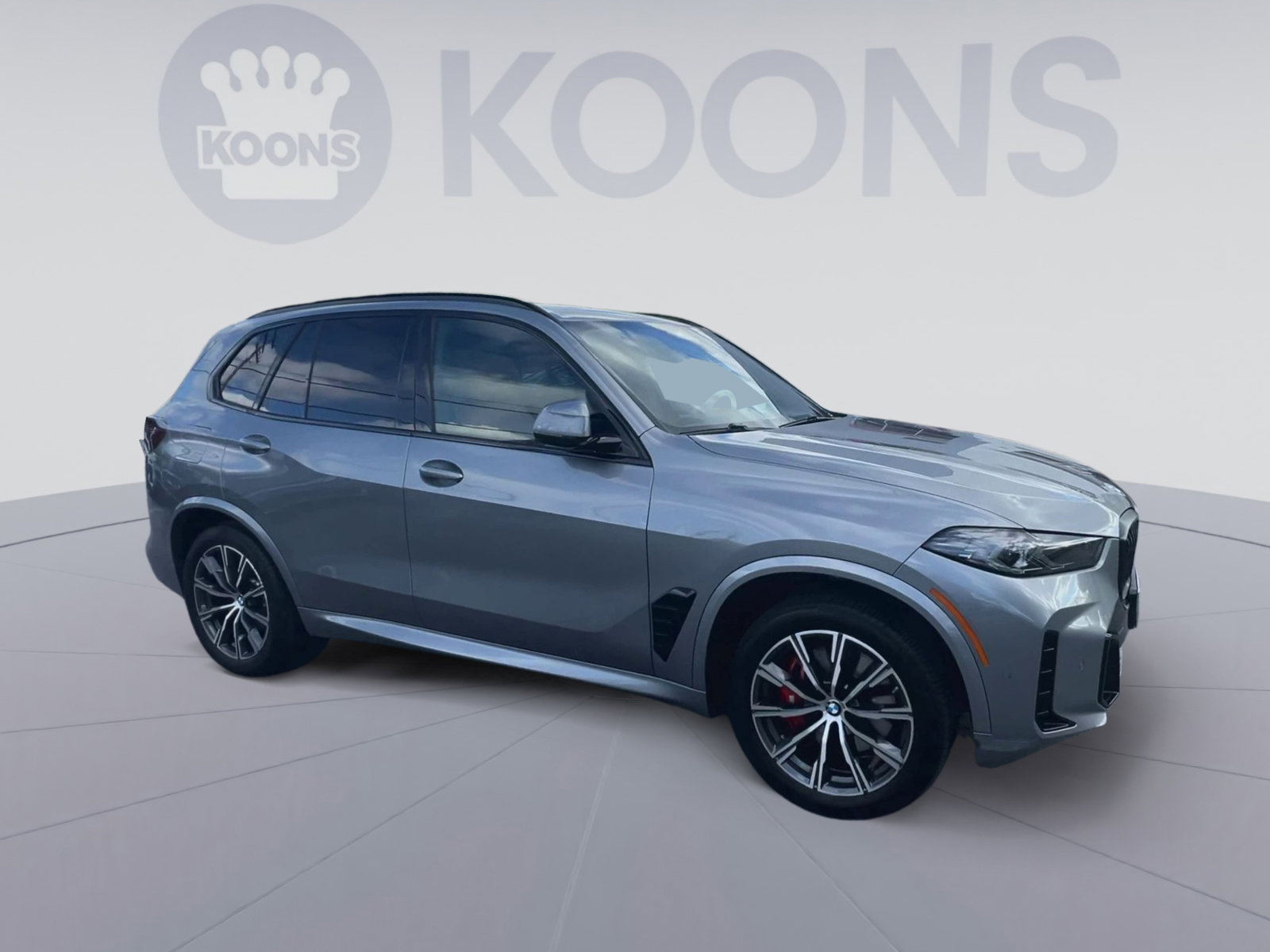Used 2025 BMW X5 xDrive40i w/ M Sport Package AWD/4WD image 2