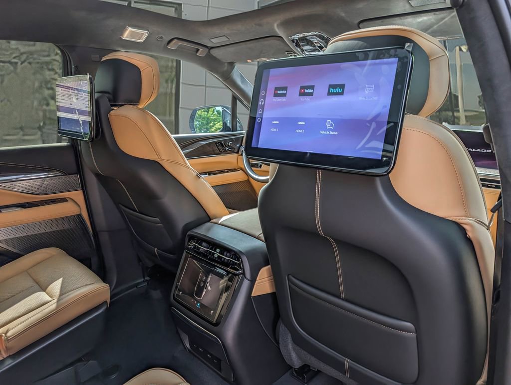 New 2025 Cadillac Escalade IQ Luxury 2 AWD/4WD image 21