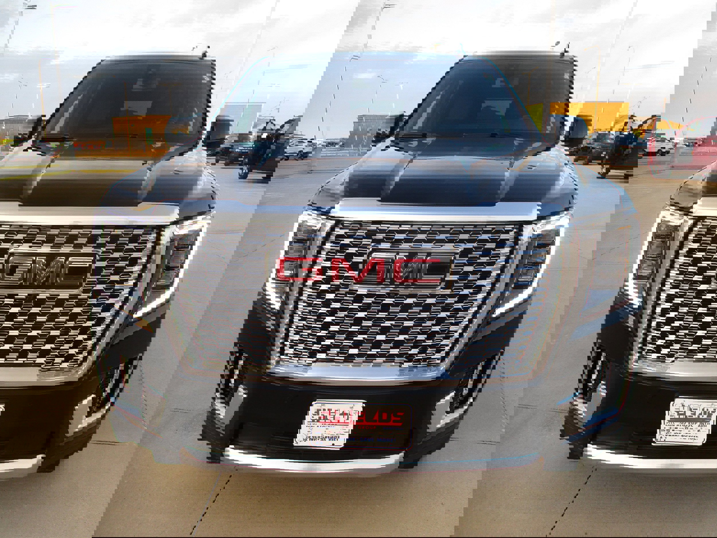 Used 2022 GMC Yukon XL Denali w/ Max Trailering Package image 8