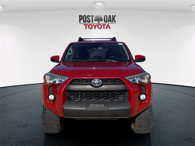 Used 2016 Toyota 4Runner SR5 image 2