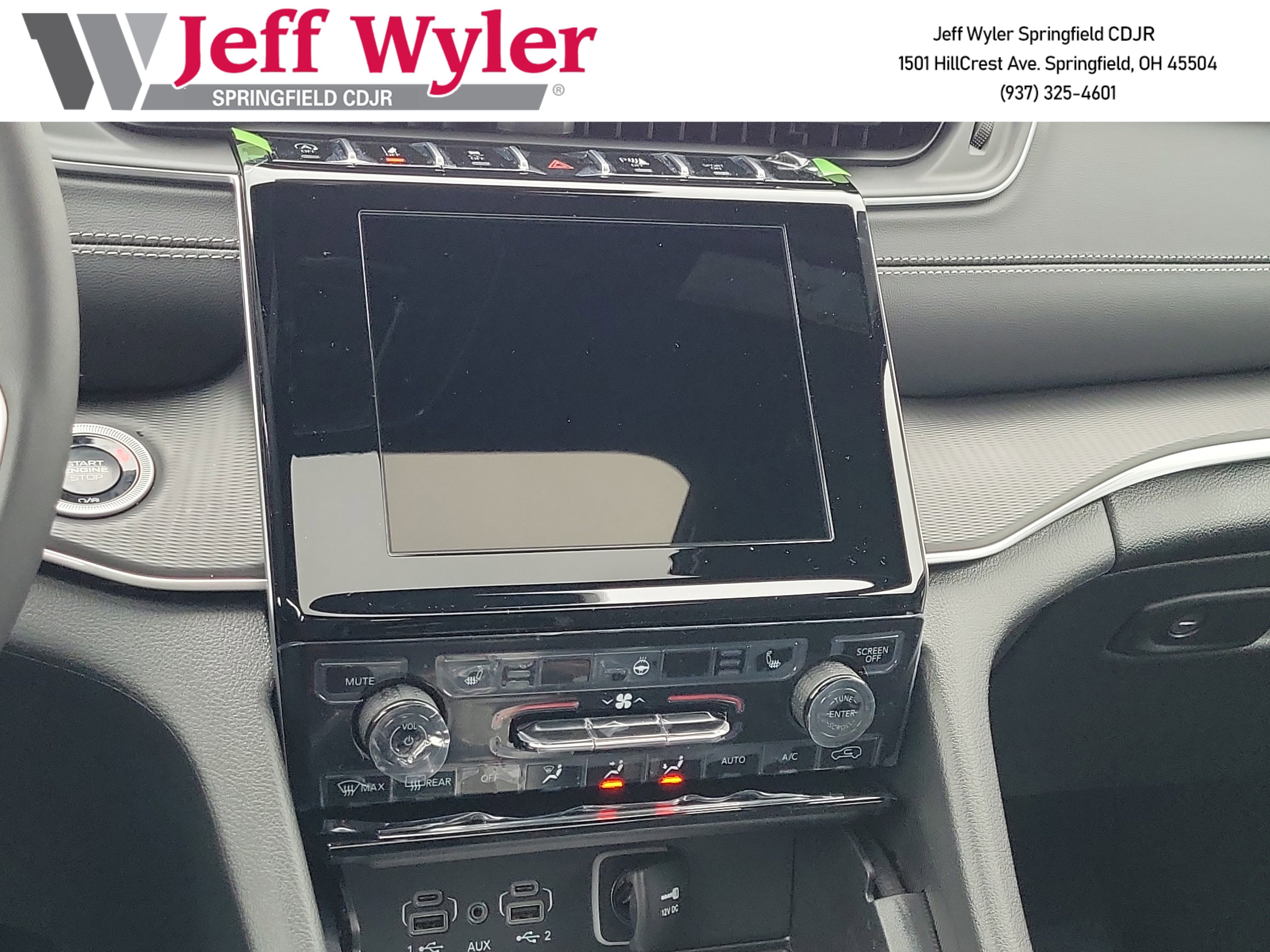 New 2025 Jeep Grand Cherokee L Laredo w/ Luxury Tech Group I image 11