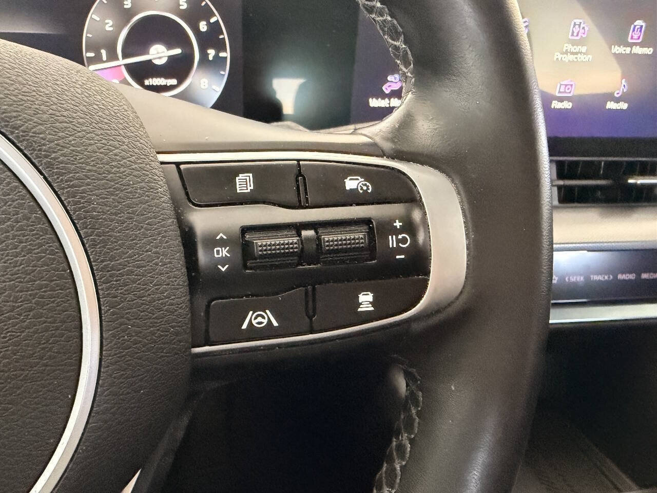 Used 2023 Kia Sportage SX FWD image 28