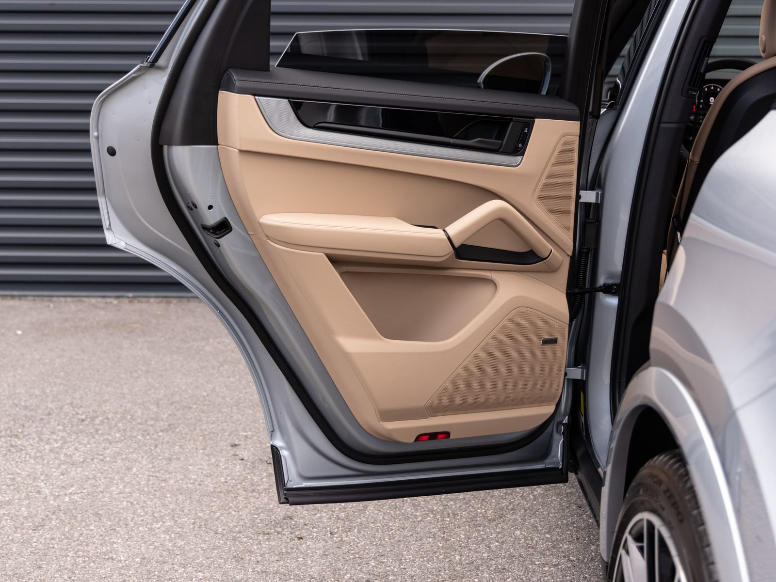 New 2026 Porsche Cayenne S AWD/4WD image 26