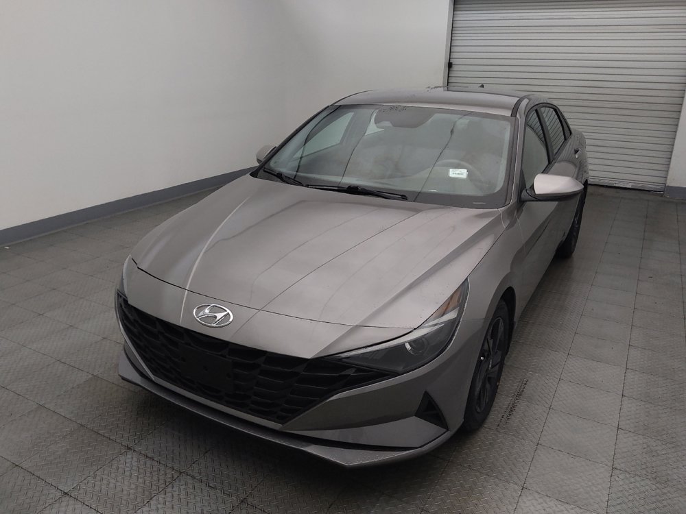 Used 2023 Hyundai Elantra SEL FWD image 15