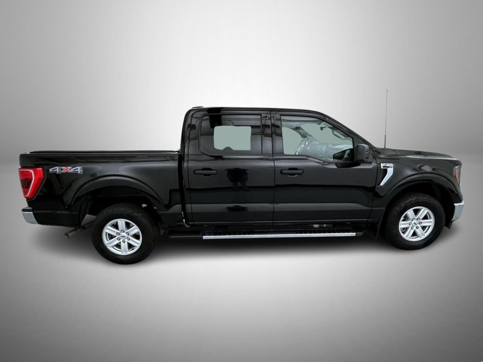 Used 2023 Ford F150 XLT w/ Equipment Group 301A Mid AWD/4WD image 4
