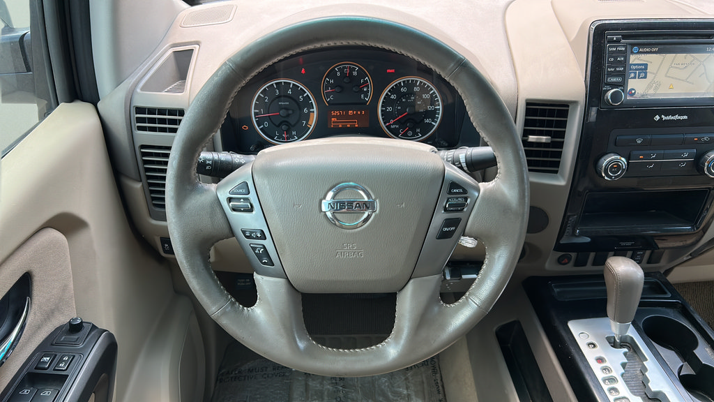 Used 2015 Nissan Titan SV w/ SV Value Truck Package RWD image 17