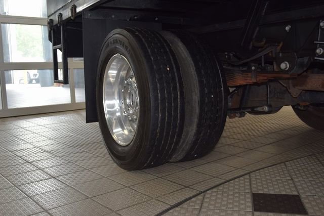 Used 2022 Ford F550 4x4 Crew Cab Super Duty w/ XLT Value Package image 12