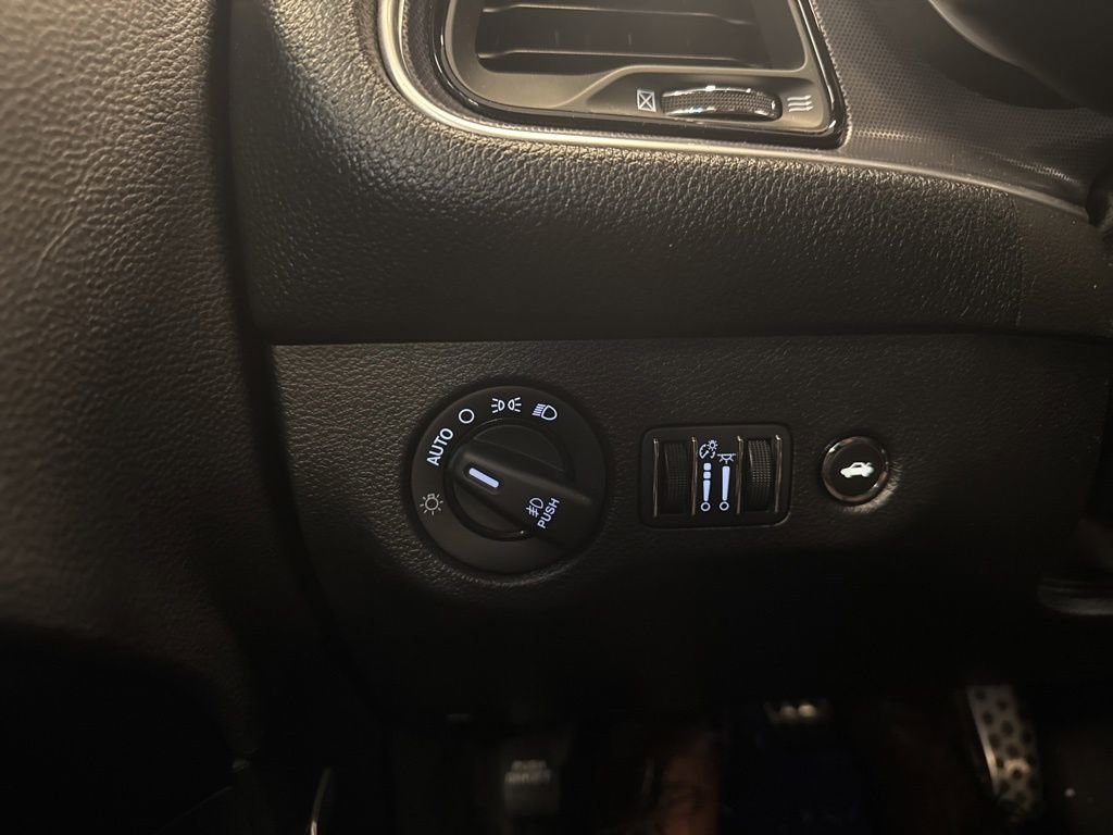 Used 2018 Dodge Challenger GT w/ Driver Convenience Group image 25