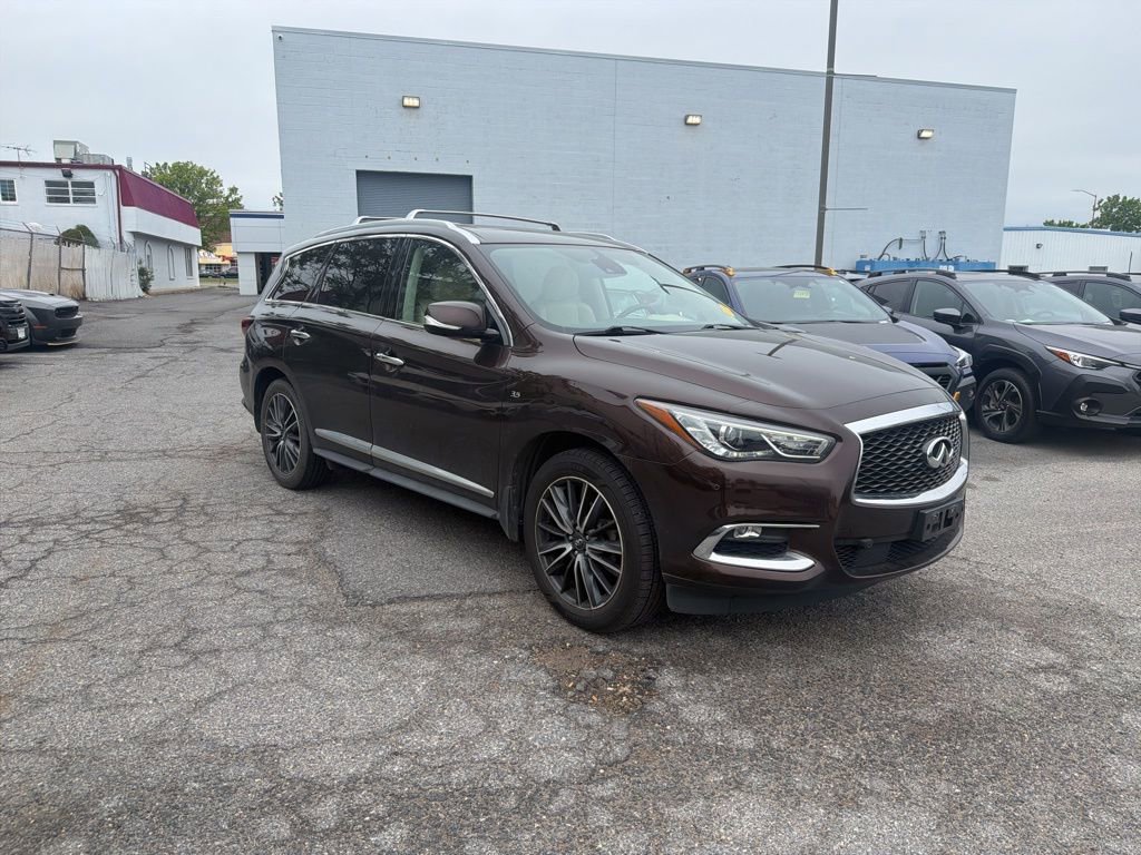 Used 2019 INFINITI QX60 Luxe w/ Sensory Package AWD/4WD image 1