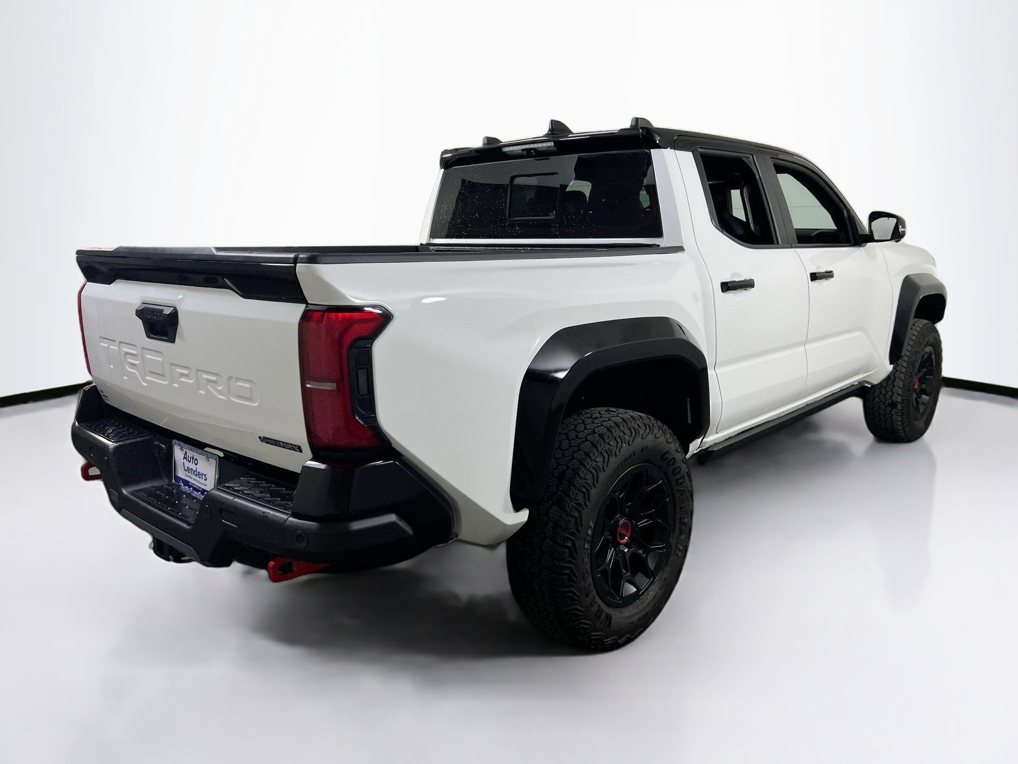 Used 2025 Toyota Tacoma TRD Pro w/ Tow Tech Package AWD/4WD image 5