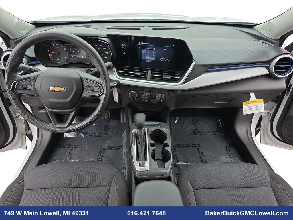 Used 2024 Chevrolet Trax LS w/ LS Convenience Package image 9