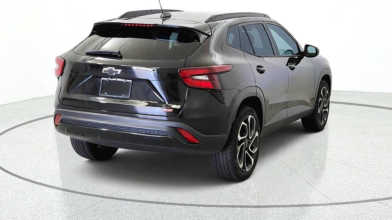 Used 2024 Chevrolet Trax RS w/ Sunroof Package FWD image 8