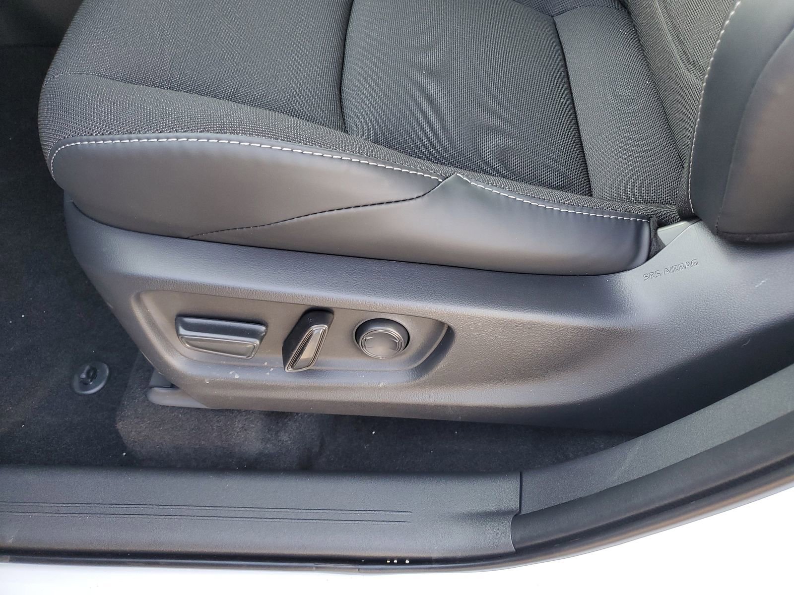 New 2026 Toyota C-HR AWD/4WD image 18