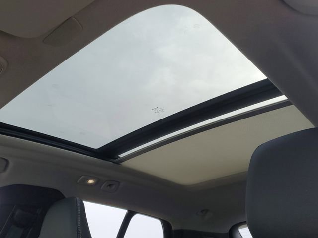 New 2026 Volvo XC40 B5 Plus w/ Protection Package Premier image 6