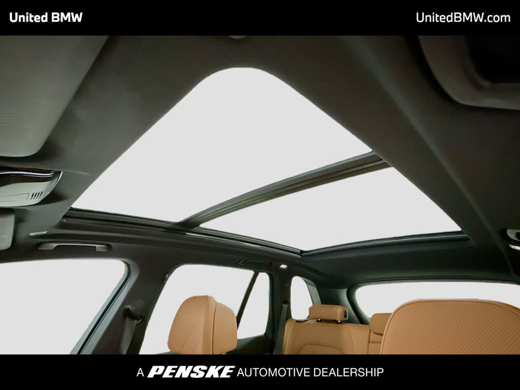 Used 2026 BMW X5 xDrive40i w/ M Sport Package image 12