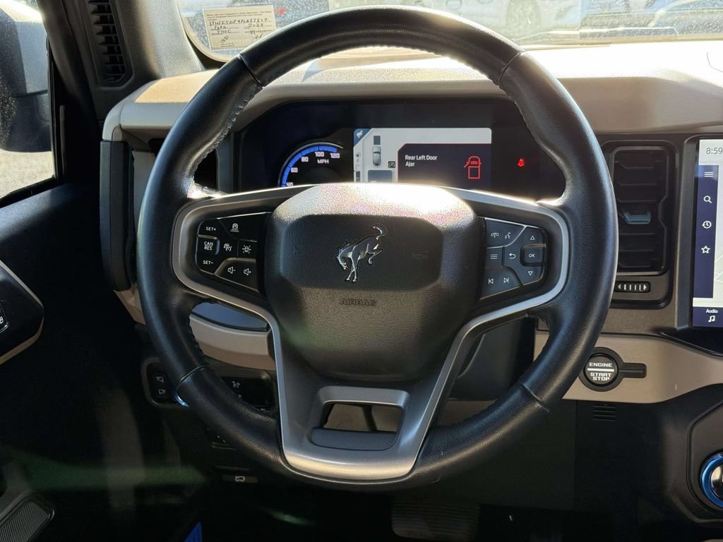 Used 2023 Ford Bronco Wildtrak AWD/4WD image 9