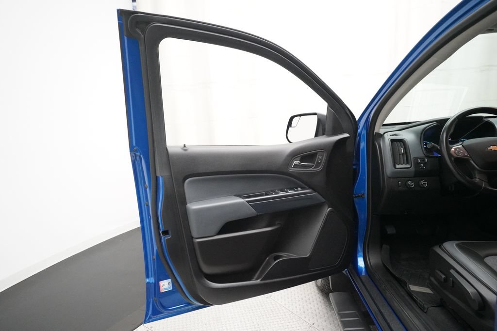 Used 2020 Chevrolet Colorado Z71 AWD/4WD image 27