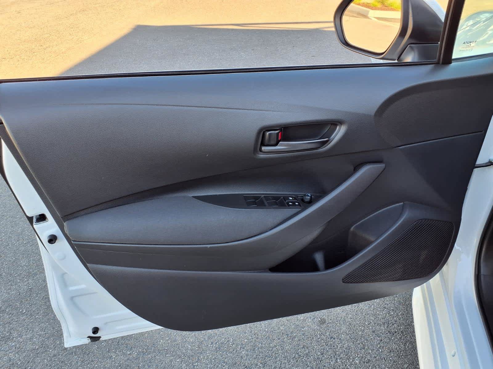 Certified 2025 Toyota Corolla LE w/ LE Premium Package FWD image 14