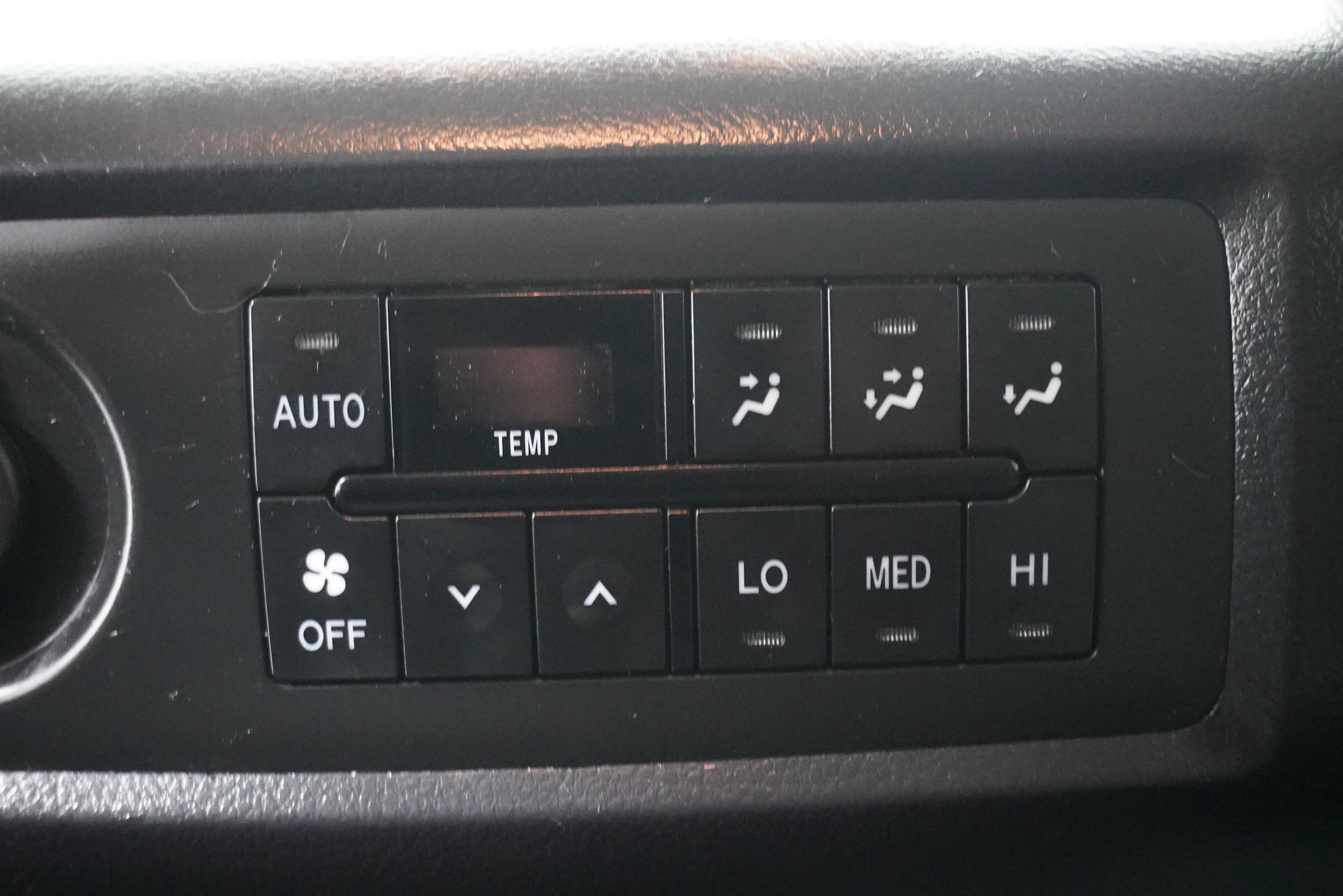 Used 2019 Toyota Sequoia SR5 RWD image 14