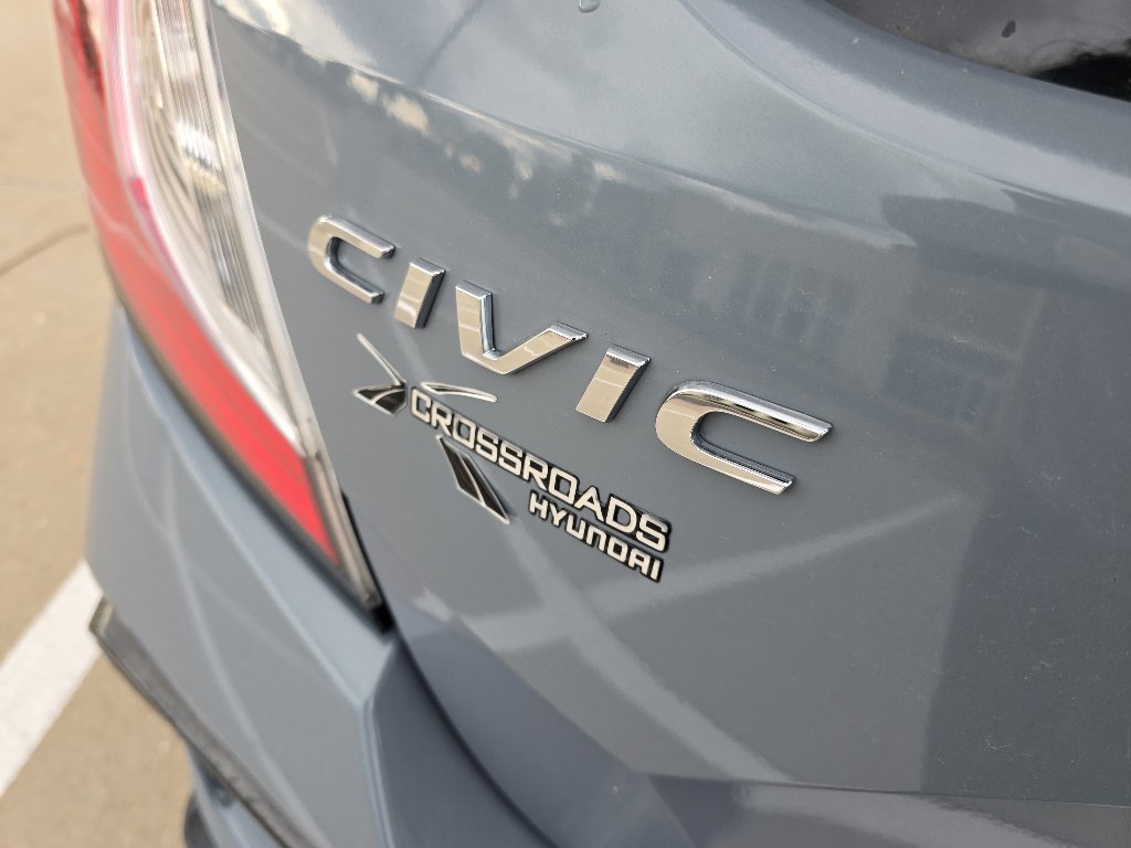 Used 2021 Honda Civic Sport image 12