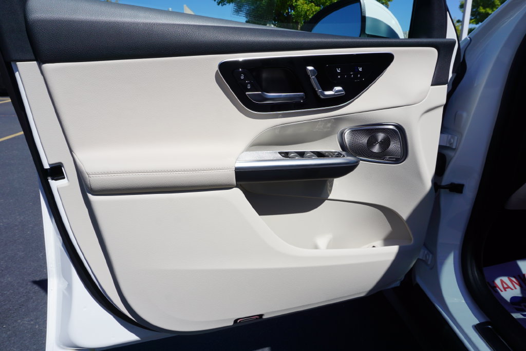 Certified 2026 Mercedes-Benz GLC 300 4MATIC image 21