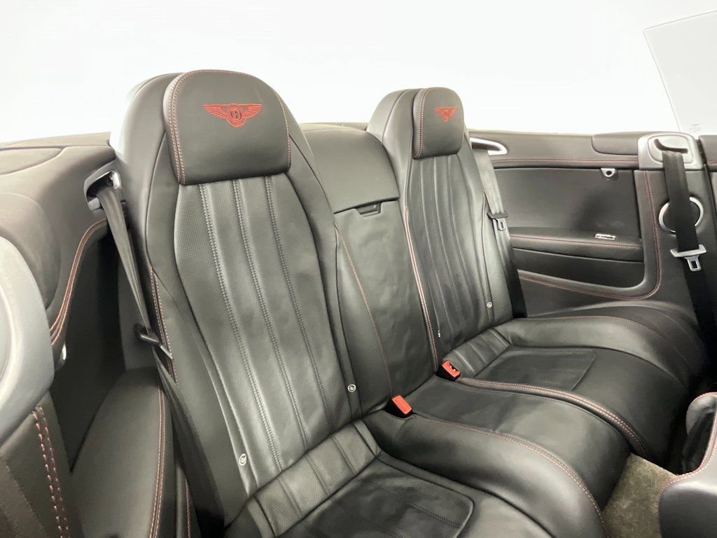 Used 2015 Bentley Continental GT V8 S image 24
