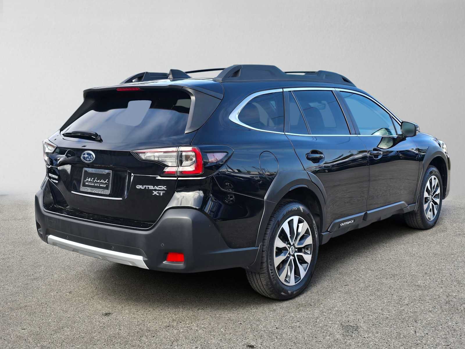 Used 2023 Subaru Outback Limited XT AWD/4WD image 3