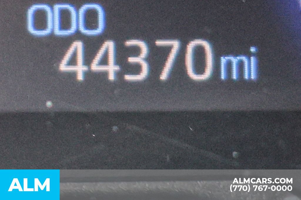 Used 2024 Toyota RAV4 LE AWD/4WD image 53
