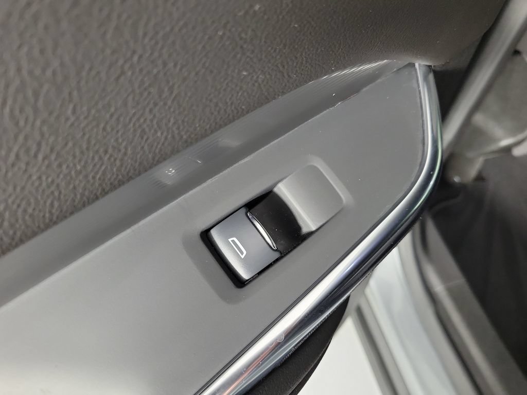 Certified 2025 Cadillac XT4 Premium Luxury FWD image 14