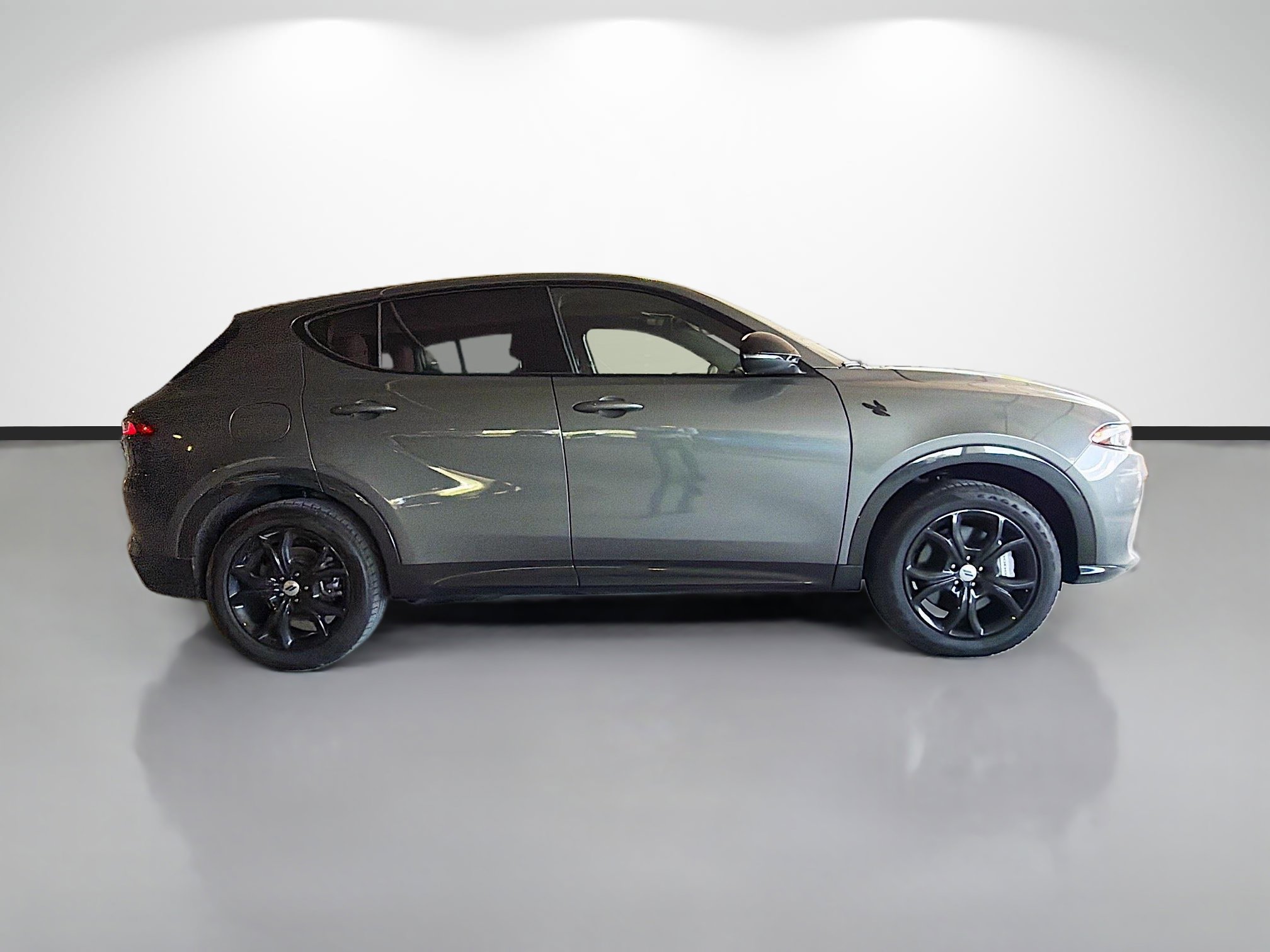 Used 2024 Dodge Hornet R/T Plus w/ R/T Blacktop Package AWD/4WD image 4