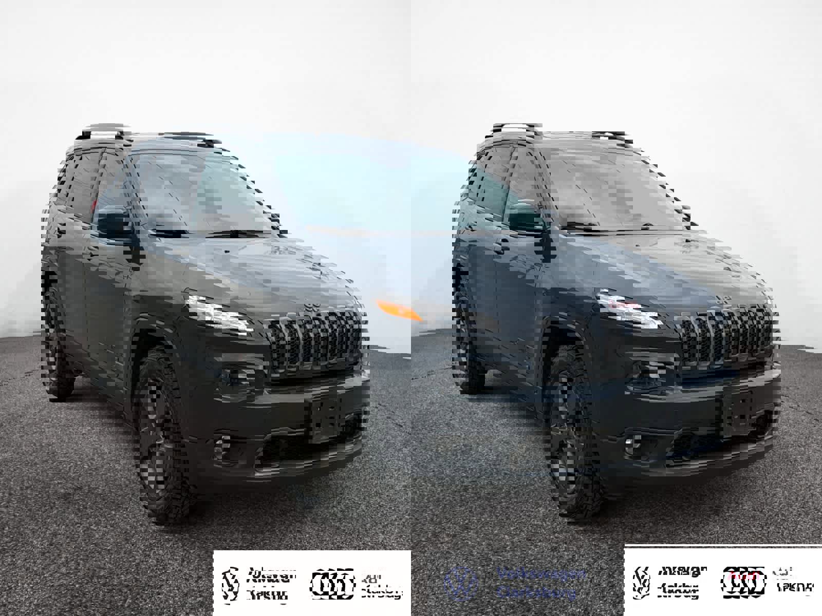 Used 2017 Jeep Cherokee 75th Anniversary image 7