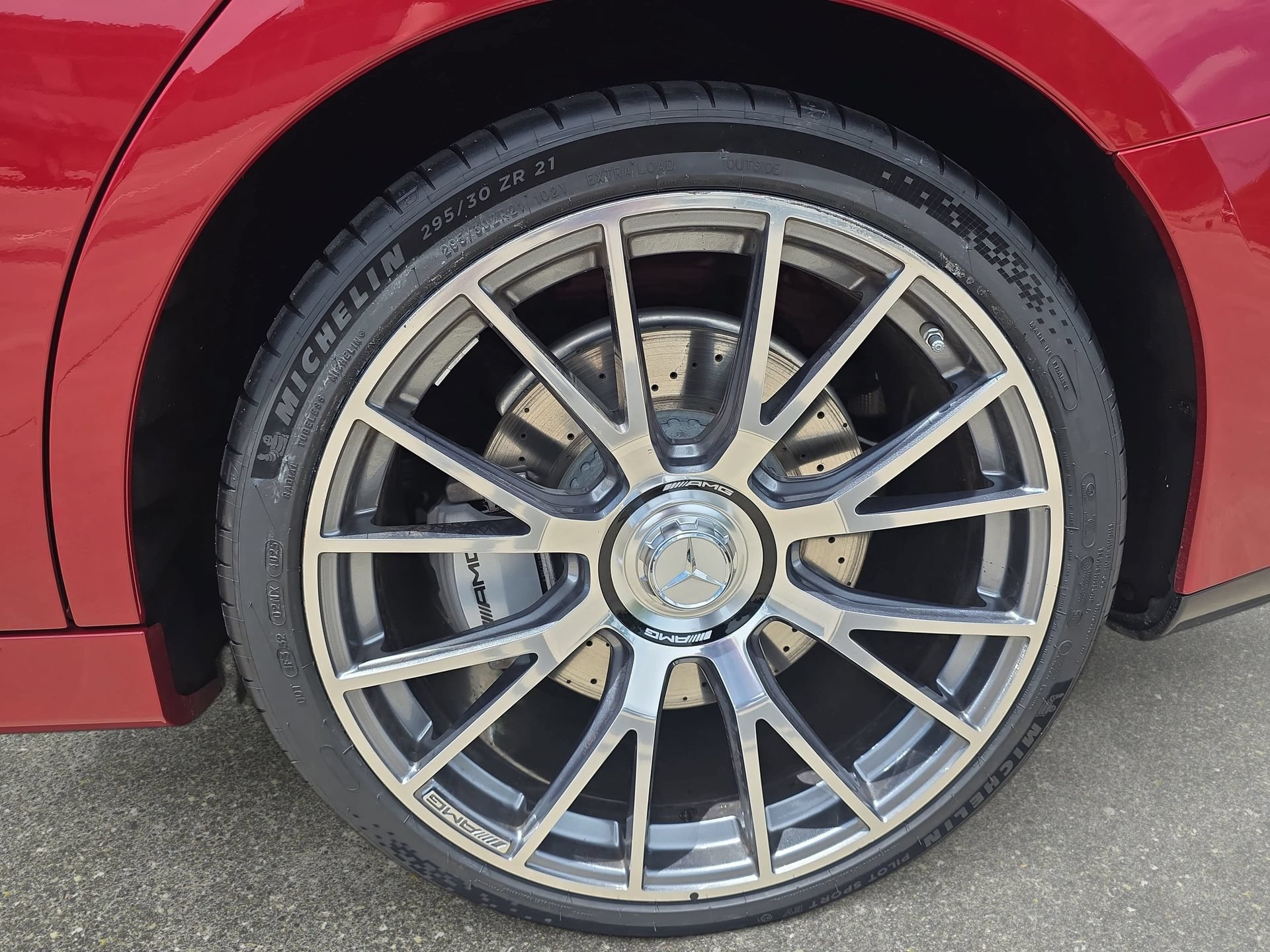 Used 2025 Mercedes-Benz E 53 AMG e 4MATIC Sedan image 32