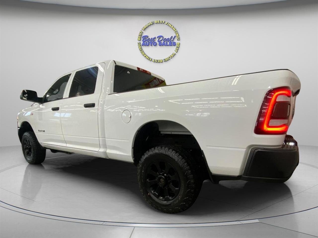 Used 2021 RAM 2500 Tradesman w/ Protection Group AWD/4WD image 4
