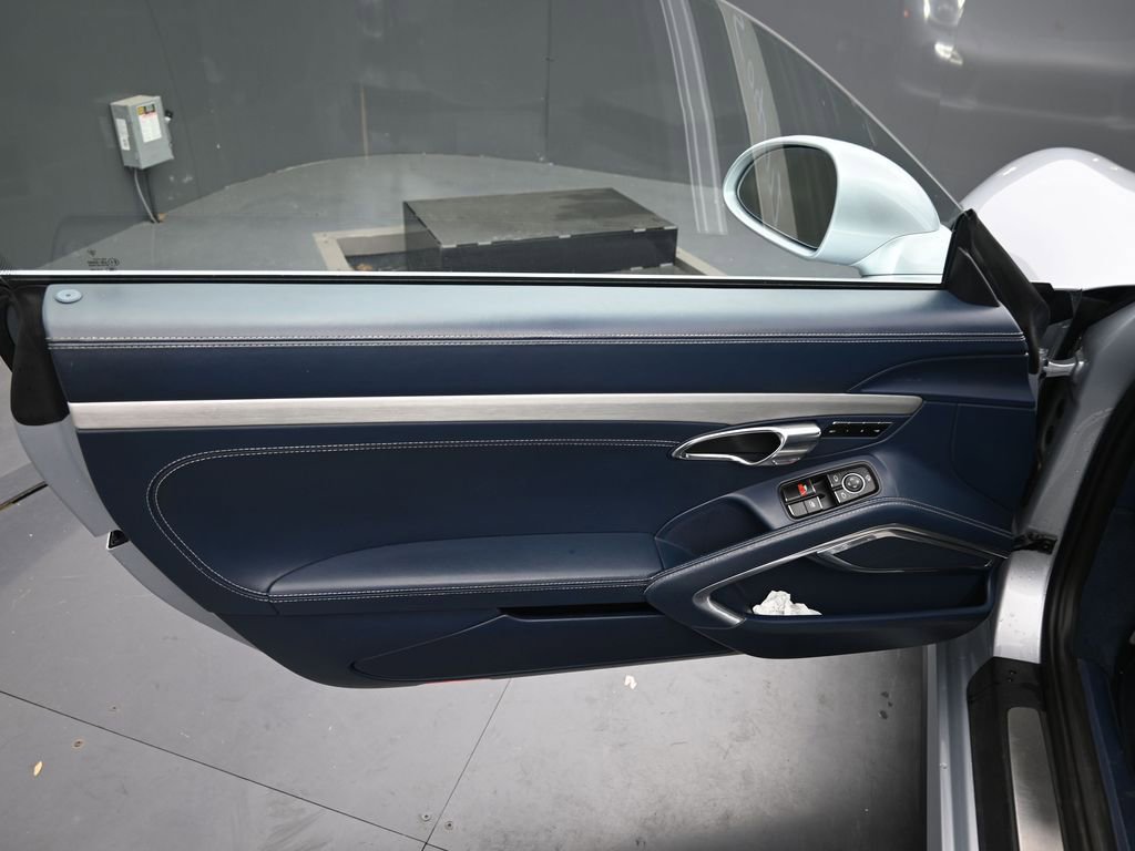 Used 2014 Porsche 911 Turbo S w/ Light Design Package image 15