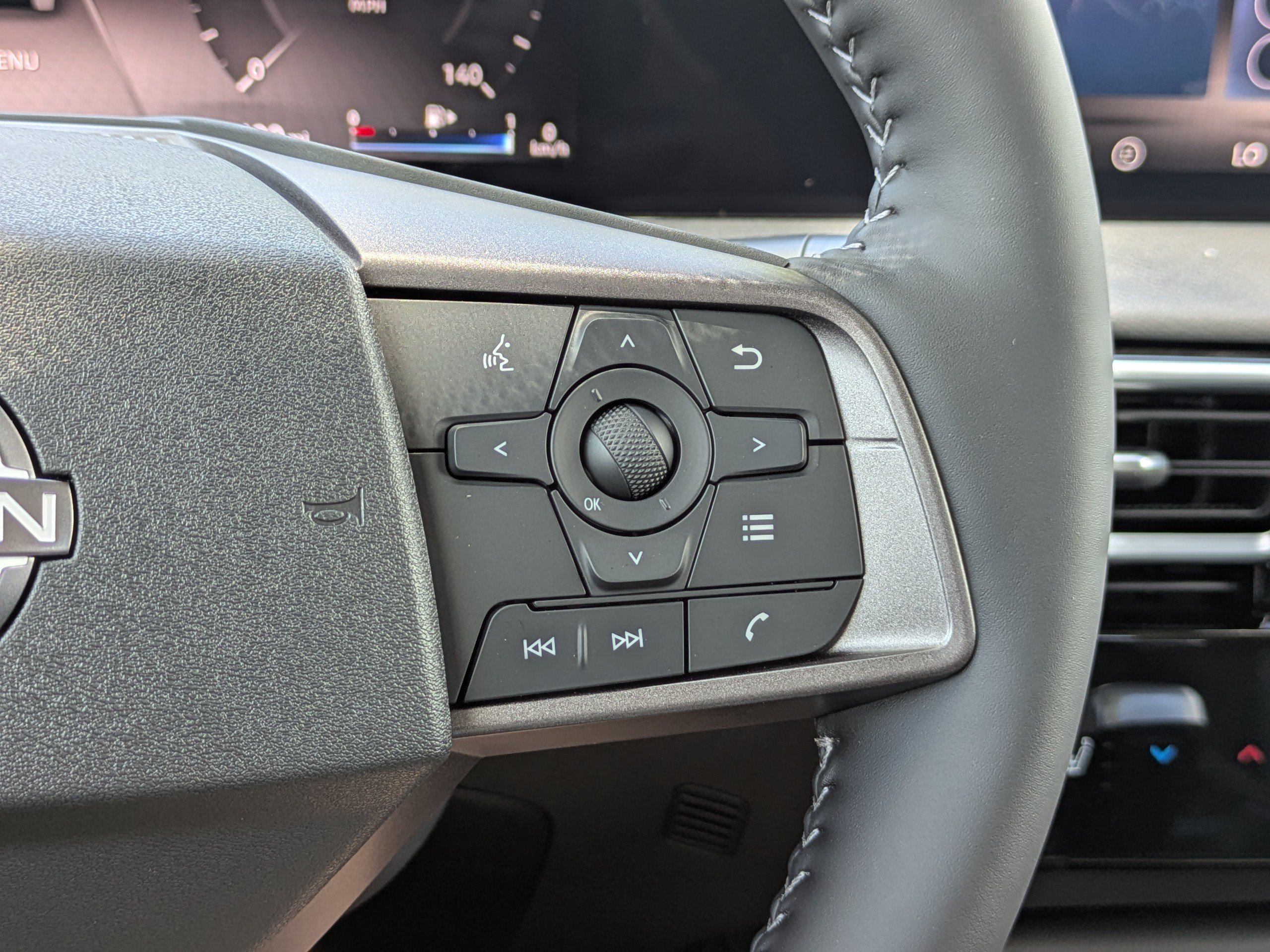 New 2026 Nissan Sentra SV w/ SV Convenience Package FWD image 28