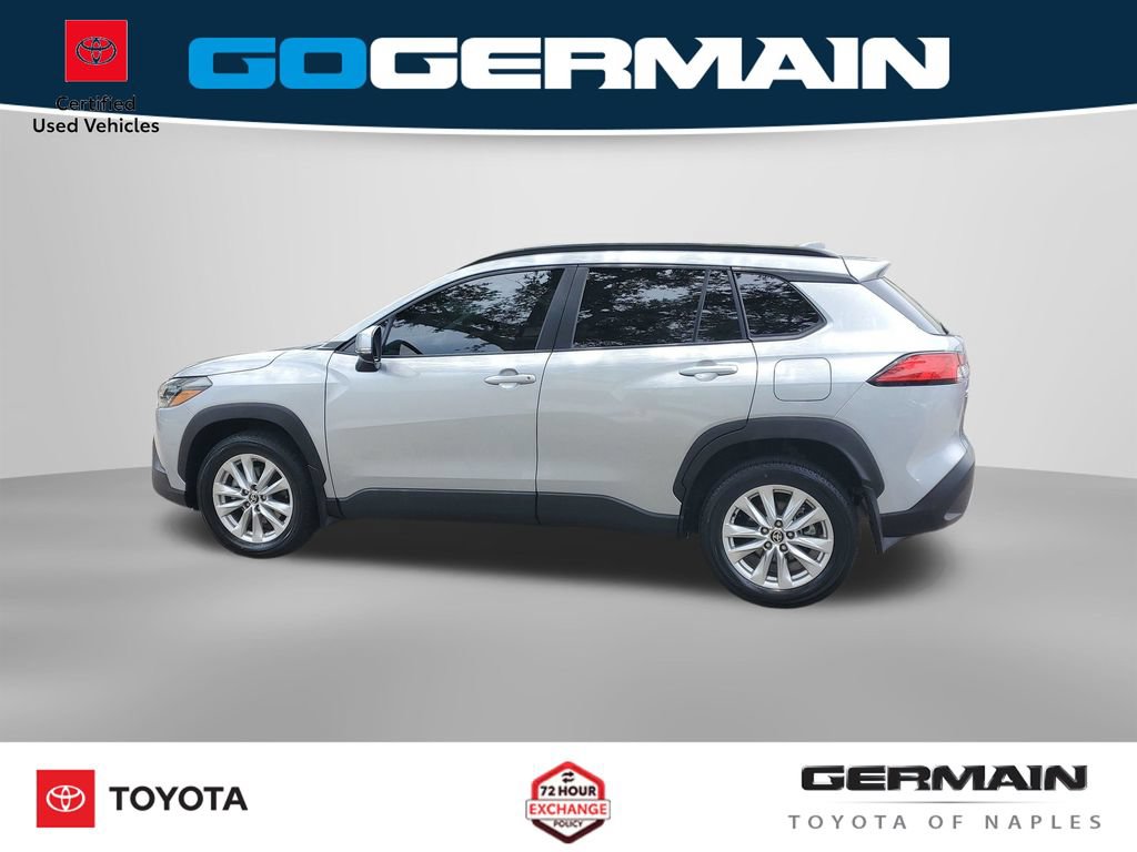Certified 2024 Toyota Corolla Cross LE AWD/4WD image 12