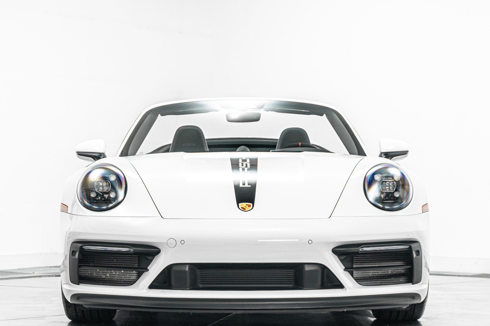 Used 2023 Porsche 911 Carrera GTS RWD image 4