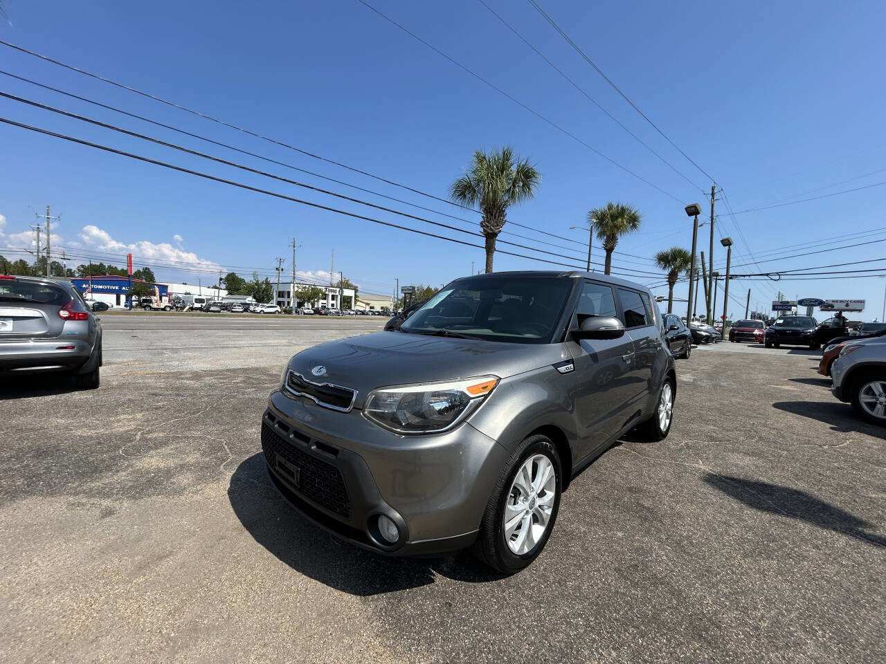 Used 2014 Kia Soul + image 7